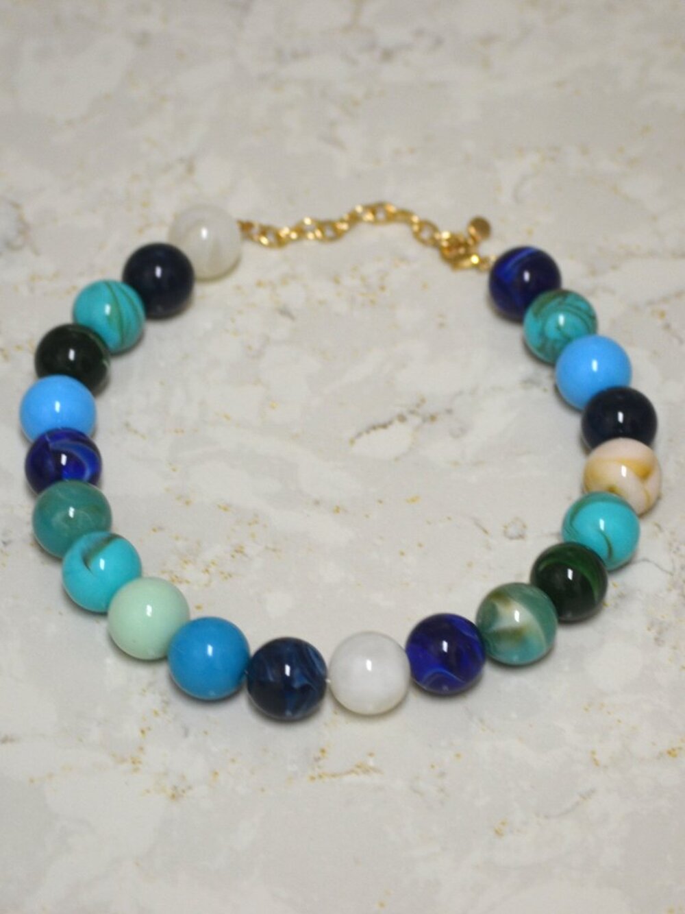 Lilie and White Colorful Chunky Bead Choker Necklace